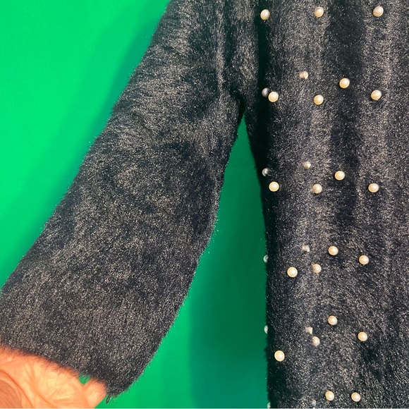 Jacket for Teens luxurious artificial fur Decorated with pearls and beads - Picture 5 of 7